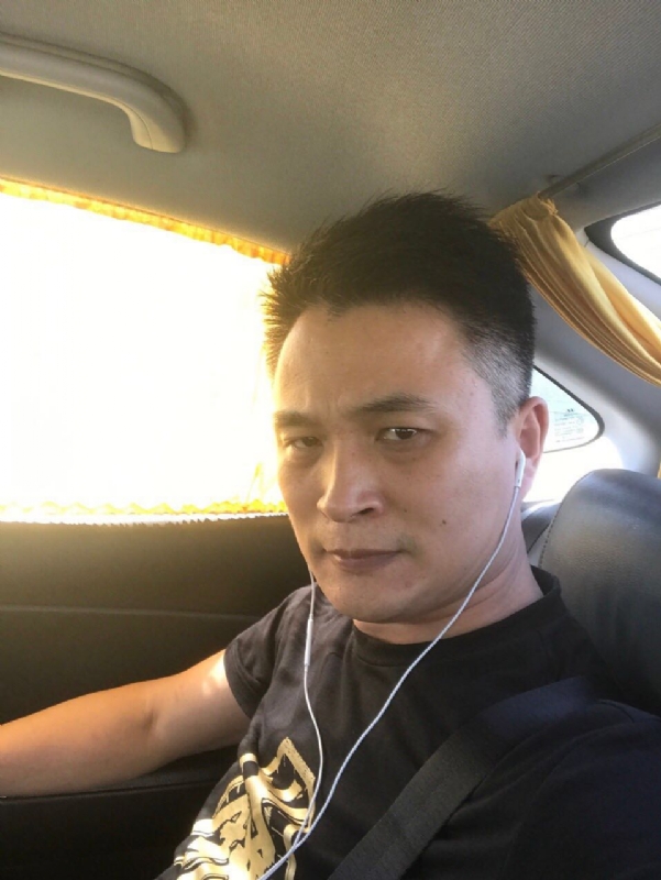 罗的第二张照片--厦门蓝颜知己交友网