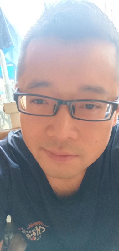 雅痞的第一张照片--厦门蓝颜知己交友网