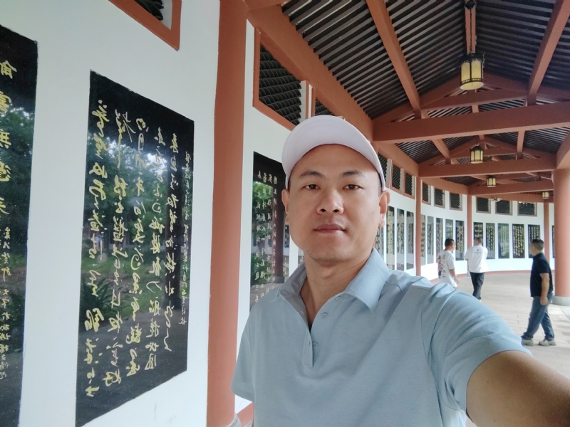 爱运动的范的第一张照片--厦门蓝颜知己交友网